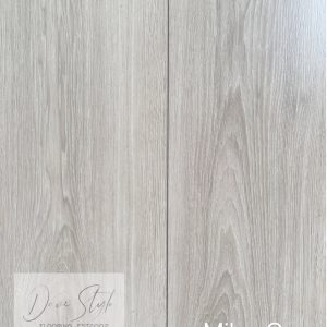 VSUPER Laminate Flooring V605 Milan Oak 8.3mm