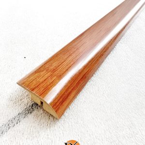 Laminate Reducer A4131 2.4m per piece